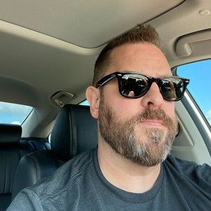 Meet your Posher, Christian